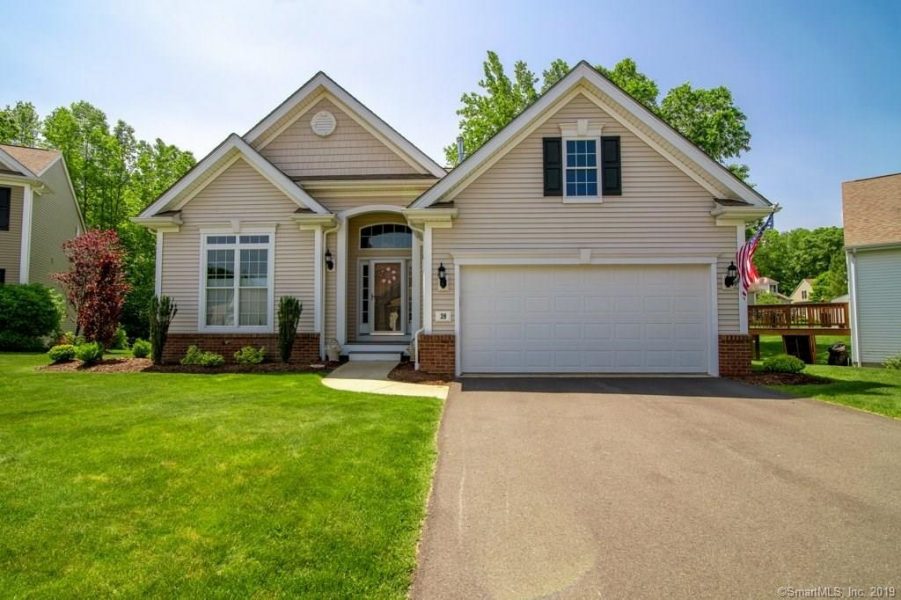 Stunning From Top To Bottom Calcagni Real Estate