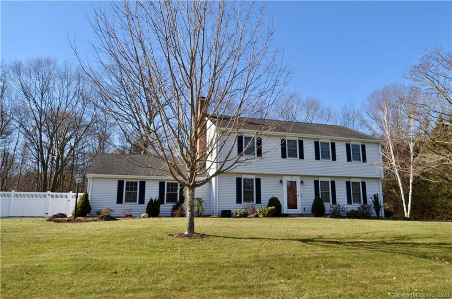 New England Charm Calcagni Real Estate