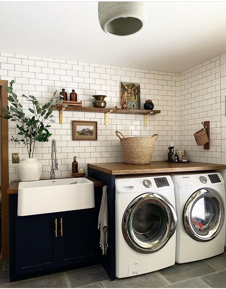 How Do I Create a Laundry Room? - Calcagni Real Estate